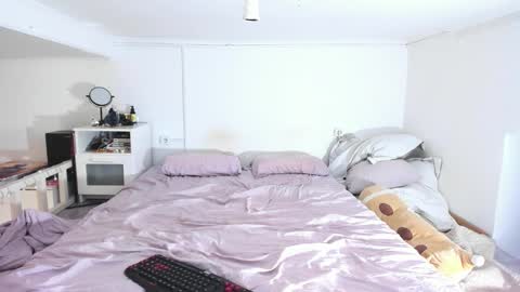 ashsplash_ online show from March 4, 9:56 pm