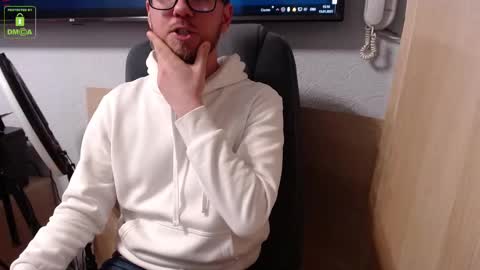 Ash online show from January 15, 12:15 pm