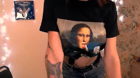 asia_n_ online show from October 30, 8:26 am