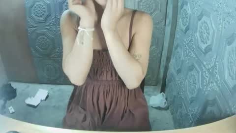 asian_kellyxxx online show from January 11, 11:55 pm