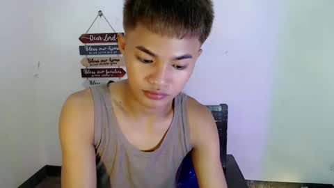 asian_lover05 online show from April 6, 7:26 pm