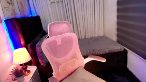 LUCI BABE online show from October 11, 2:54 pm