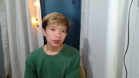 asian_macky online show from April 4, 1:51 pm