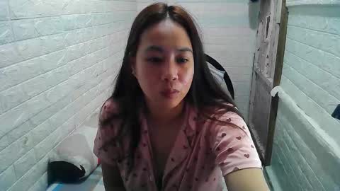 Snapshot of asian_sexydimples chatting on September 18, 10:58 pm Trixie online show from September 18, 10:58 pm