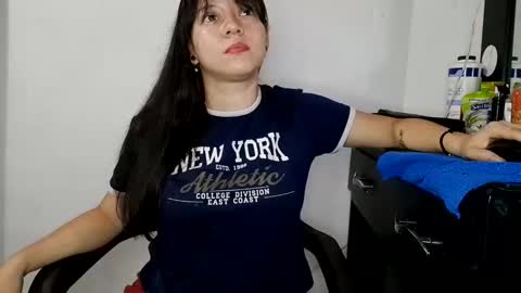 Damara Roland online show from November 7, 6:54 pm