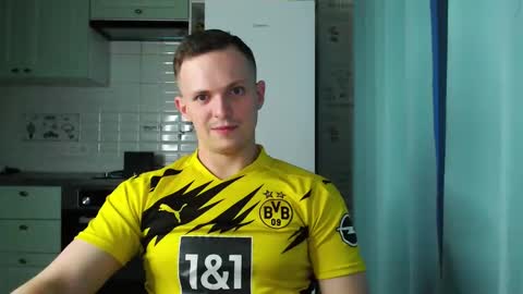 asianbbeaty online show from April 16, 5:35 pm