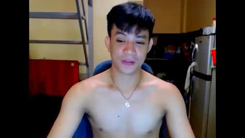 asiandreamboyx online show from April 1, 9:01 pm