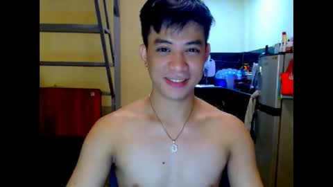 asiandreamboyx online show from May 19, 4:08 am