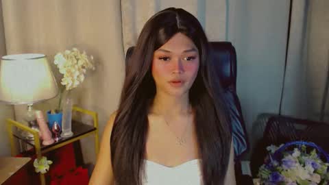 Kianna online show from February 4, 10:30 am