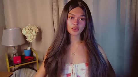 Kianna online show from December 15, 6:37 pm