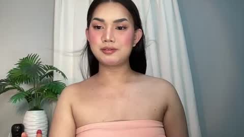Lily online show from July 8, 12:03 am