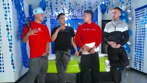 Snapshot of asmodeus7100 chatting on January 26, 12:16 am THOMAS AND DAMIAND online show from January 26, 12:16 am