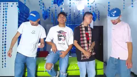 Snapshot of asmodeus7100 chatting on February 25, 12:14 am THOMAS AND DAMIAND online show from February 25, 12:14 am