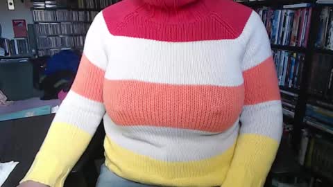 Aspen Vale online show from October 26, 7:46 pm