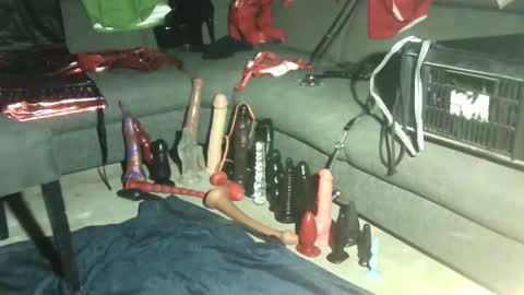 sissyslut online show from December 29, 9:20 pm