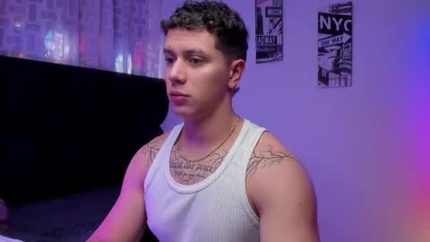 astonhills online show from October 9, 6:02 pm