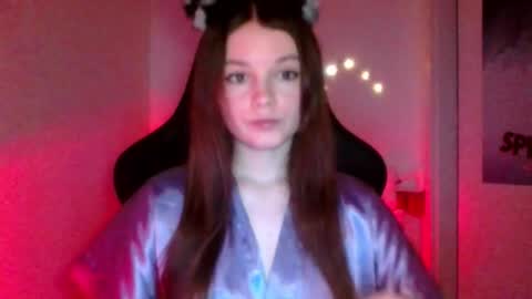 astradream_ online show from November 27, 12:40 am