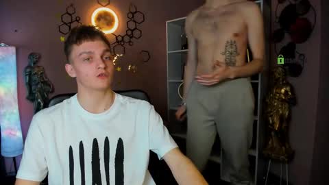 astren online show from April 2, 7:21 pm