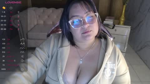 astrid1_s online show from April 11, 7:56 am