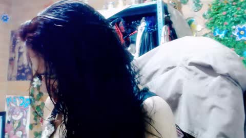 astrid_hauser66 online show from December 23, 8:53 am