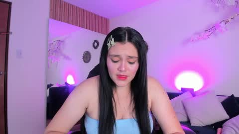 Astrid  online show from April 4, 3:46 am