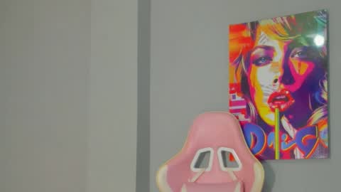 athenea__fox online show from December 22, 12:34 pm