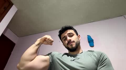 Snapshot of athlete_boy22 chatting on October 10, 7:47 am Atlas online show from October 10, 7:47 am