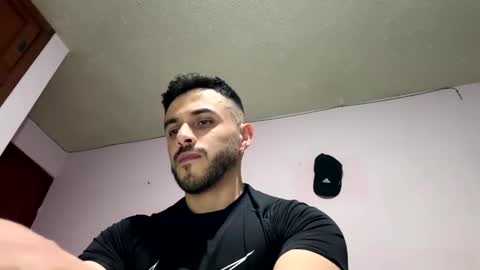 Snapshot of athlete_boy22 chatting on October 24, 2:23 am Atlas online show from October 24, 2:23 am