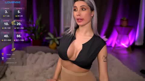 Isabella online show from May 7, 11:17 am