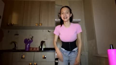 Naomi online show from March 20, 1:49 pm