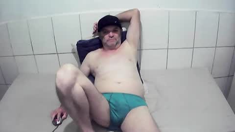 cesar augusto online show from July 15, 11:31 pm