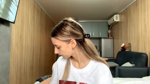 Tiffany online show from April 26, 12:58 pm