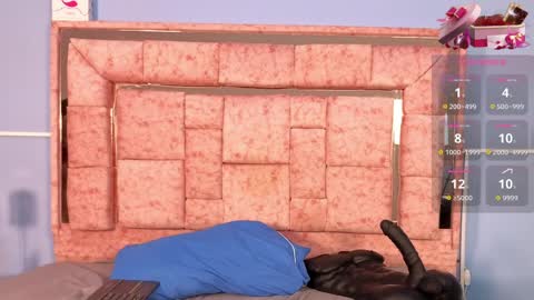 aura verde online show from March 31, 7:58 pm