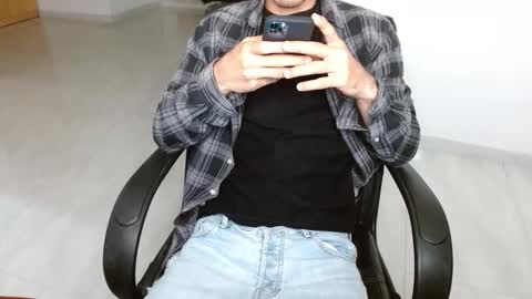 Aureliano online show from September 8, 11:48 pm