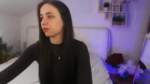 Aurora online show from March 10, 2:16 pm