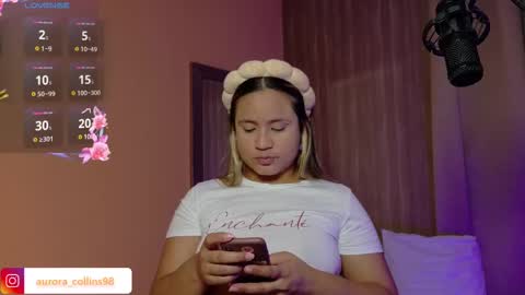 aurora_collins08 online show from March 4, 3:37 pm