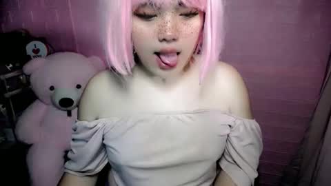 cute online show from November 21, 5:05 am