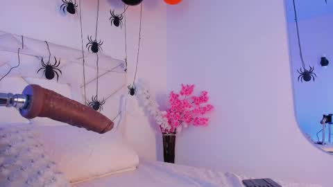 Madison online show from October 28, 8:32 pm