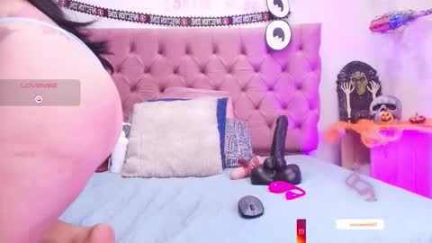 auroraa_miller online show from October 14, 11:57 am