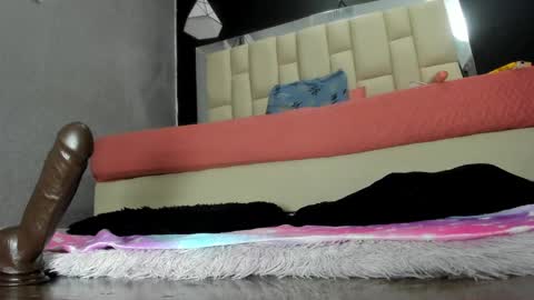 auroraa_miller online show from January 29, 3:26 pm