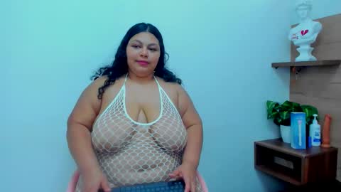 aurora online show from December 18, 8:04 pm