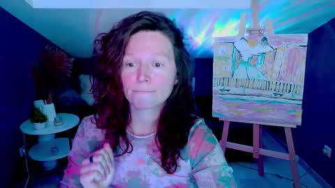 auroraborealis__ online show from October 3, 7:16 am