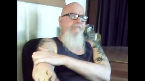 aussie4inch online show from April 23, 2:41 am