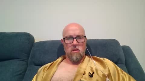 aussieguy73 online show from November 15, 12:29 pm