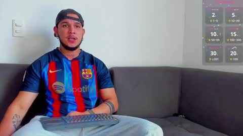 Snapshot of austin_curry chatting on October 23, 8:31 pm A online show from October 23, 8:31 pm
