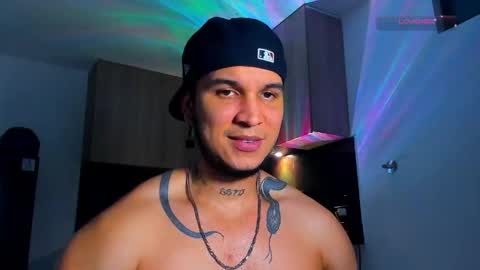 A online show from April 10, 11:31 pm