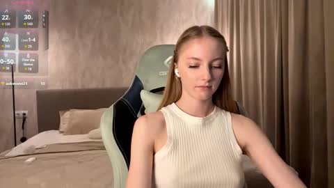 Annie online show from November 30, 4:36 pm