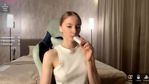 Annie online show from November 29, 4:36 pm