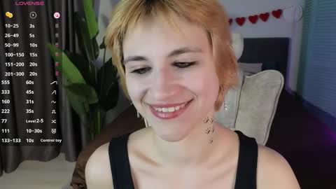 Alice online show from April 15, 4:10 pm