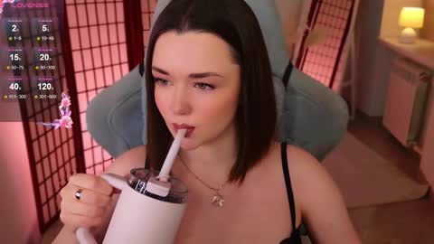 Ava online show from February 28, 2:43 pm